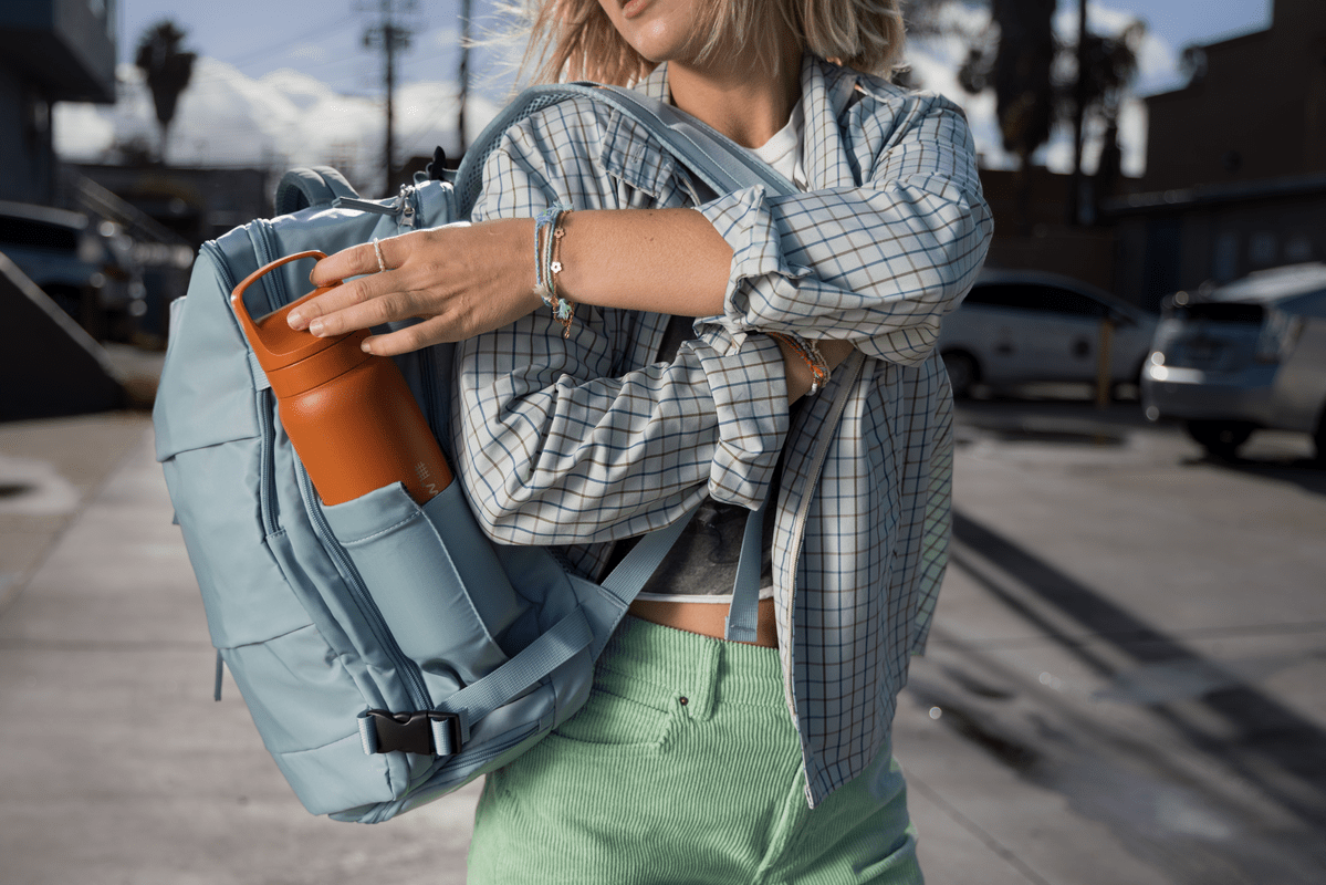 LifeStraw Go 2.0 filtrační láhev ve městě