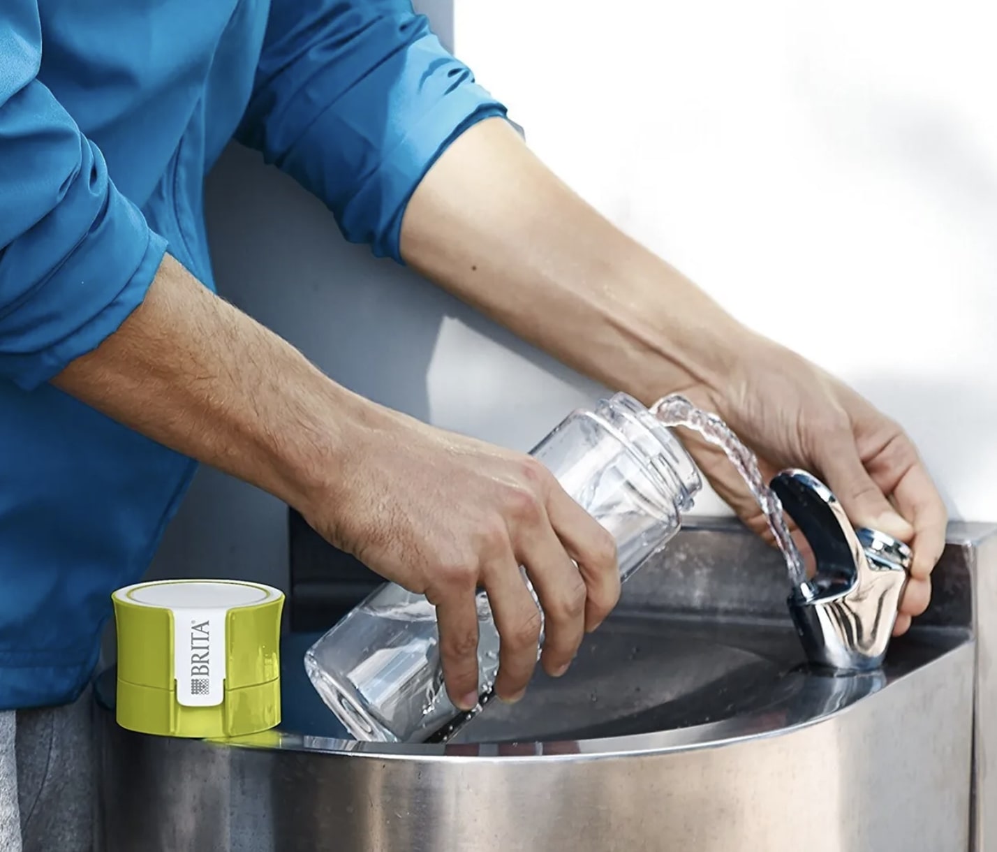 Plnění láhve BRITA Fill & Go Vital