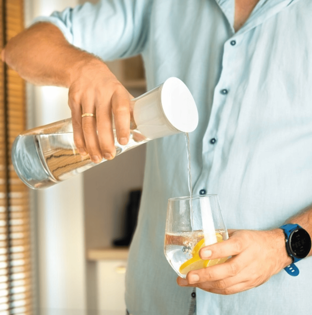Wessper K1 Borosilicate Actitex bílá skleněná filtrační karafa 1 l